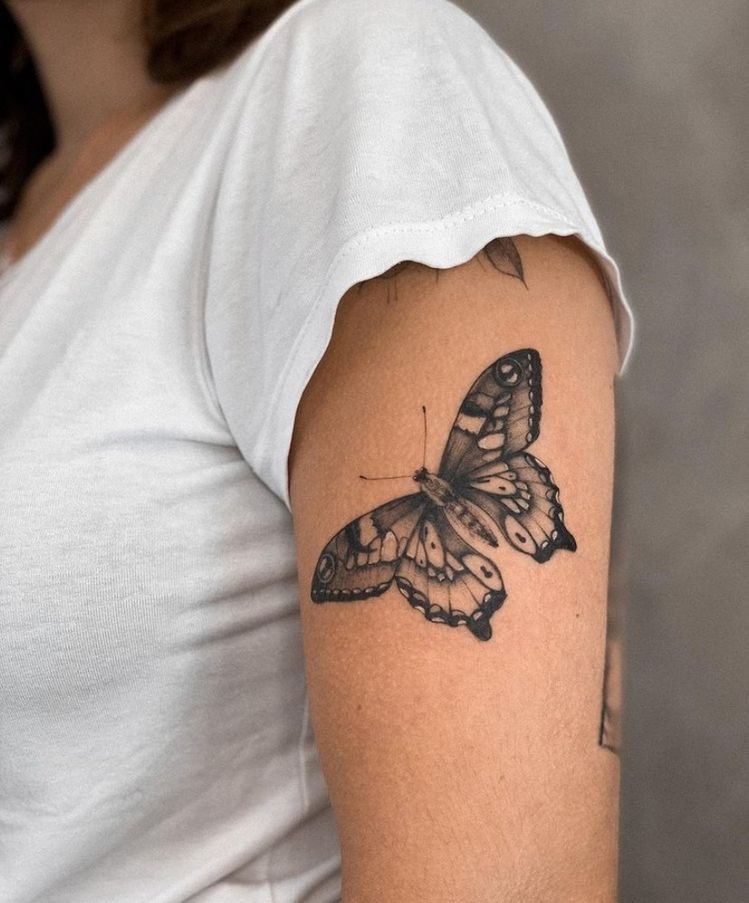 30 Monarch Butterfly Tattoo Ideas: From Tiny Symbols to Storytelling Sleeves