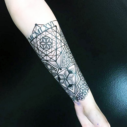27 Stunning Arm Tattoo Ideas for Women