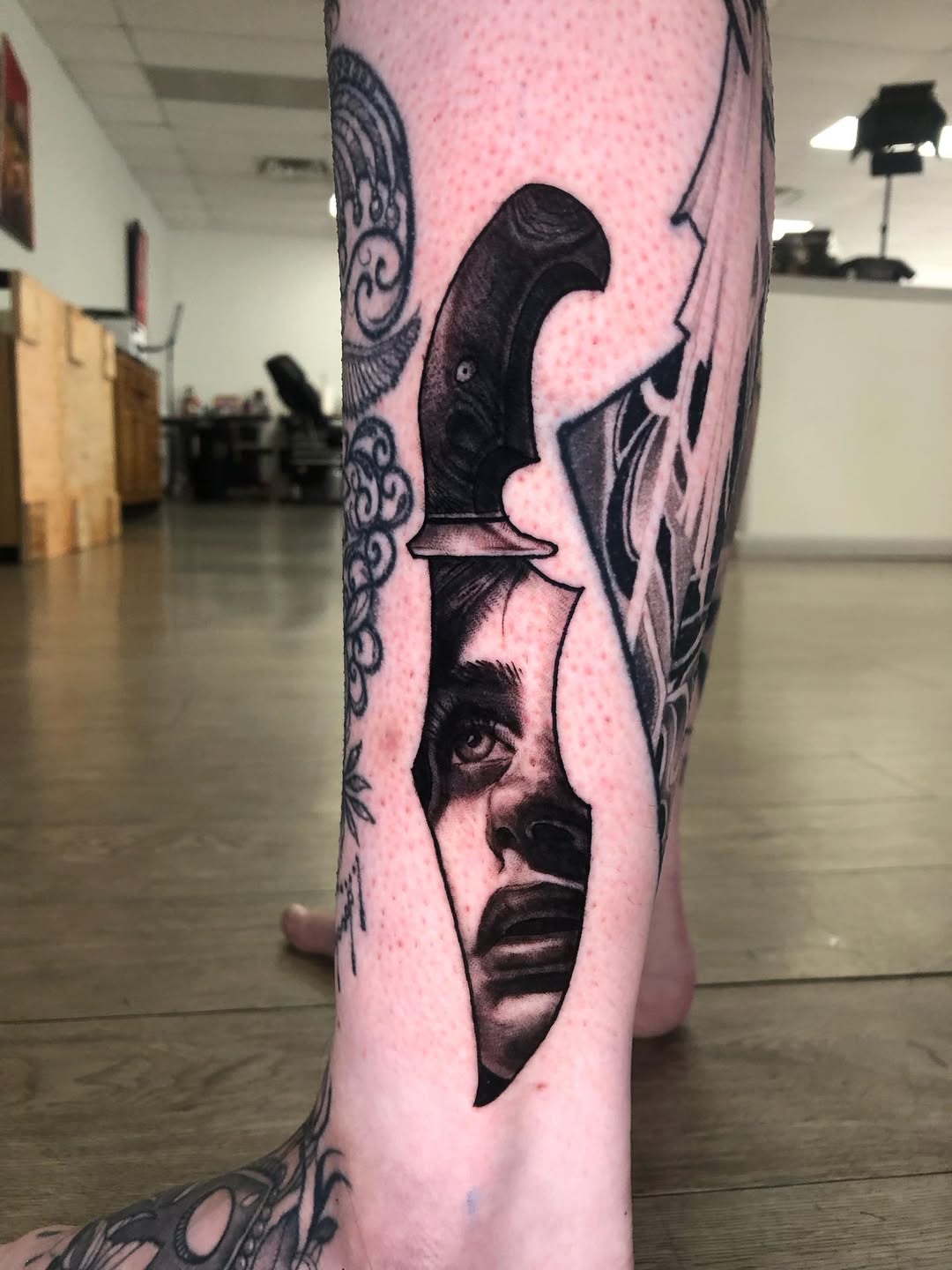 29 Knife Tattoo: Designs, Styles, and Ideas That Cut Deep Into Meaning