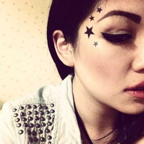 19 Side Face Tattoo Ideas for Women