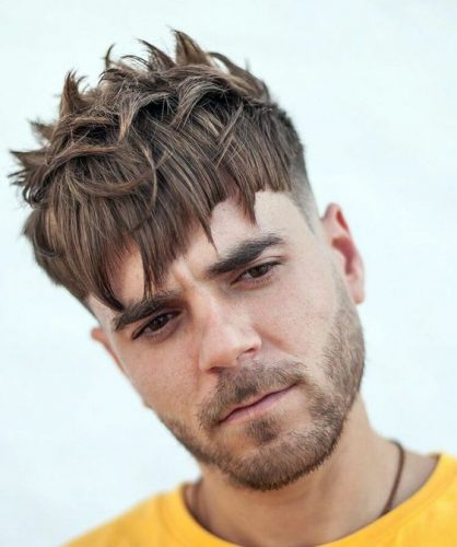 Explore ’s Top 17 Short Hairstyles for Men: From Sleek Fades to Curly Trends