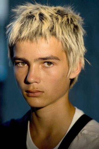 Rediscover Classic ’90s Mens Hairstyles Reinvented for : Style & Inspiration