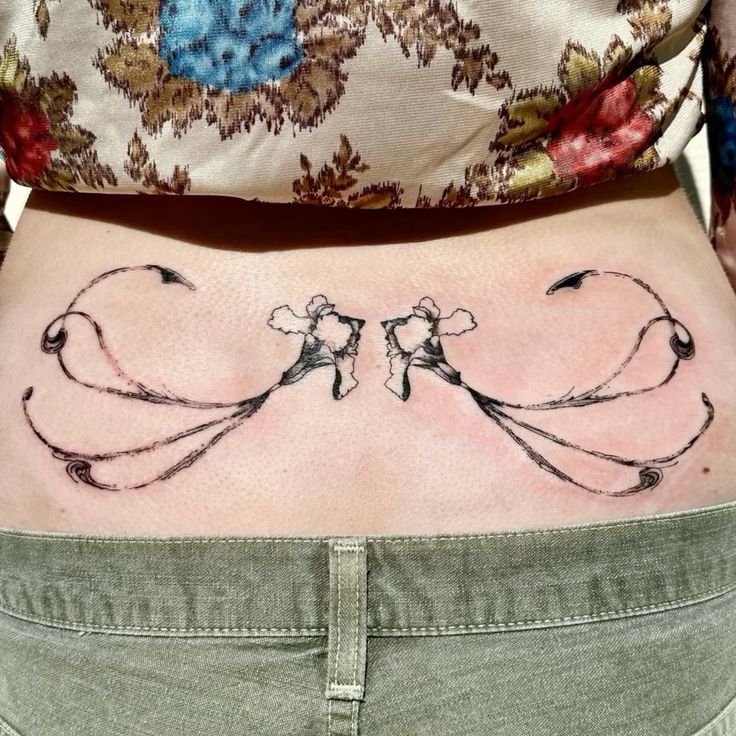 Find Out More on 29 Tramp Stamp Tattoo Ideas : Cute, Dainty, Gothic & Y2K Lower Back Designs