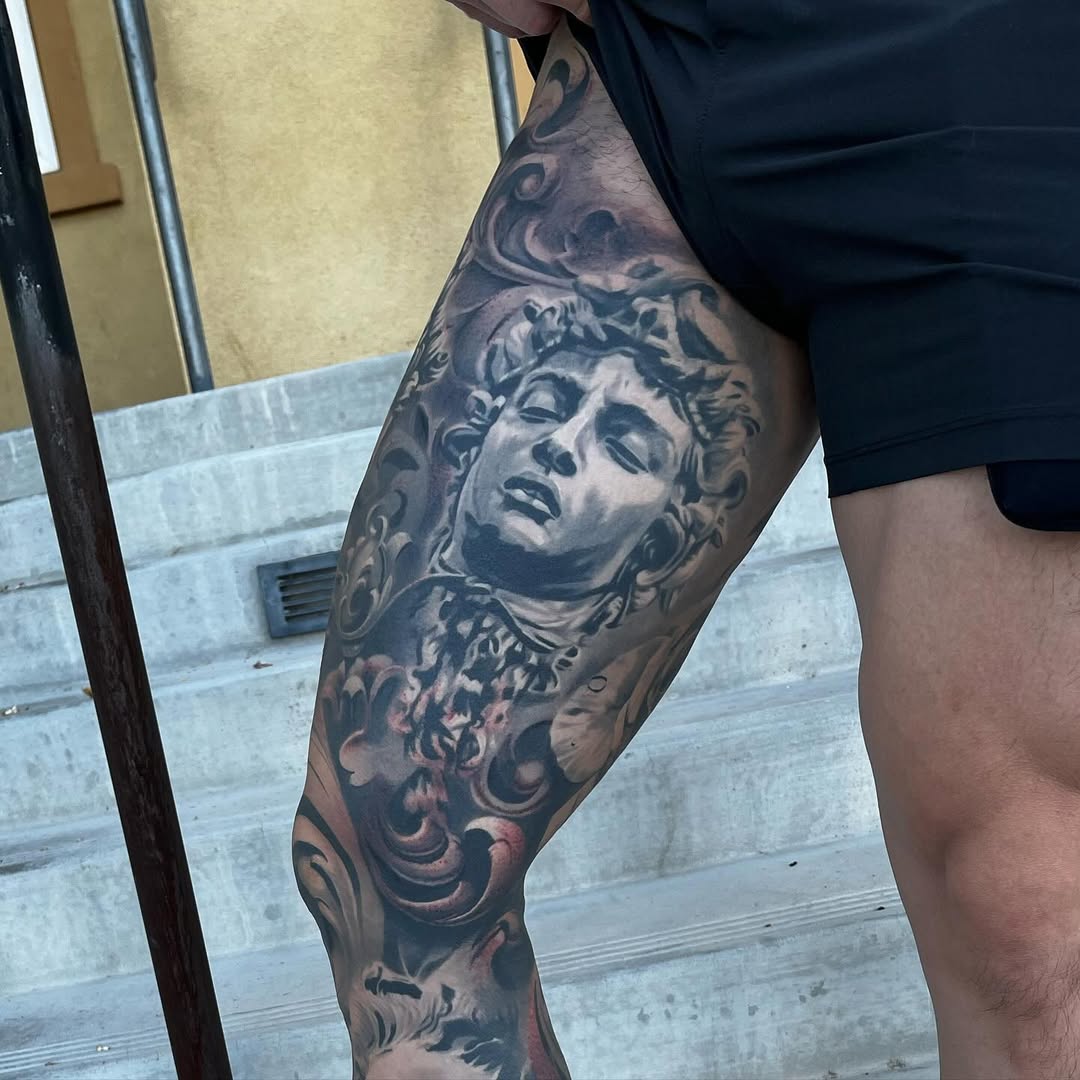 27 Mens Thigh Tattoo Ideas: how to choose art that actually suits your life