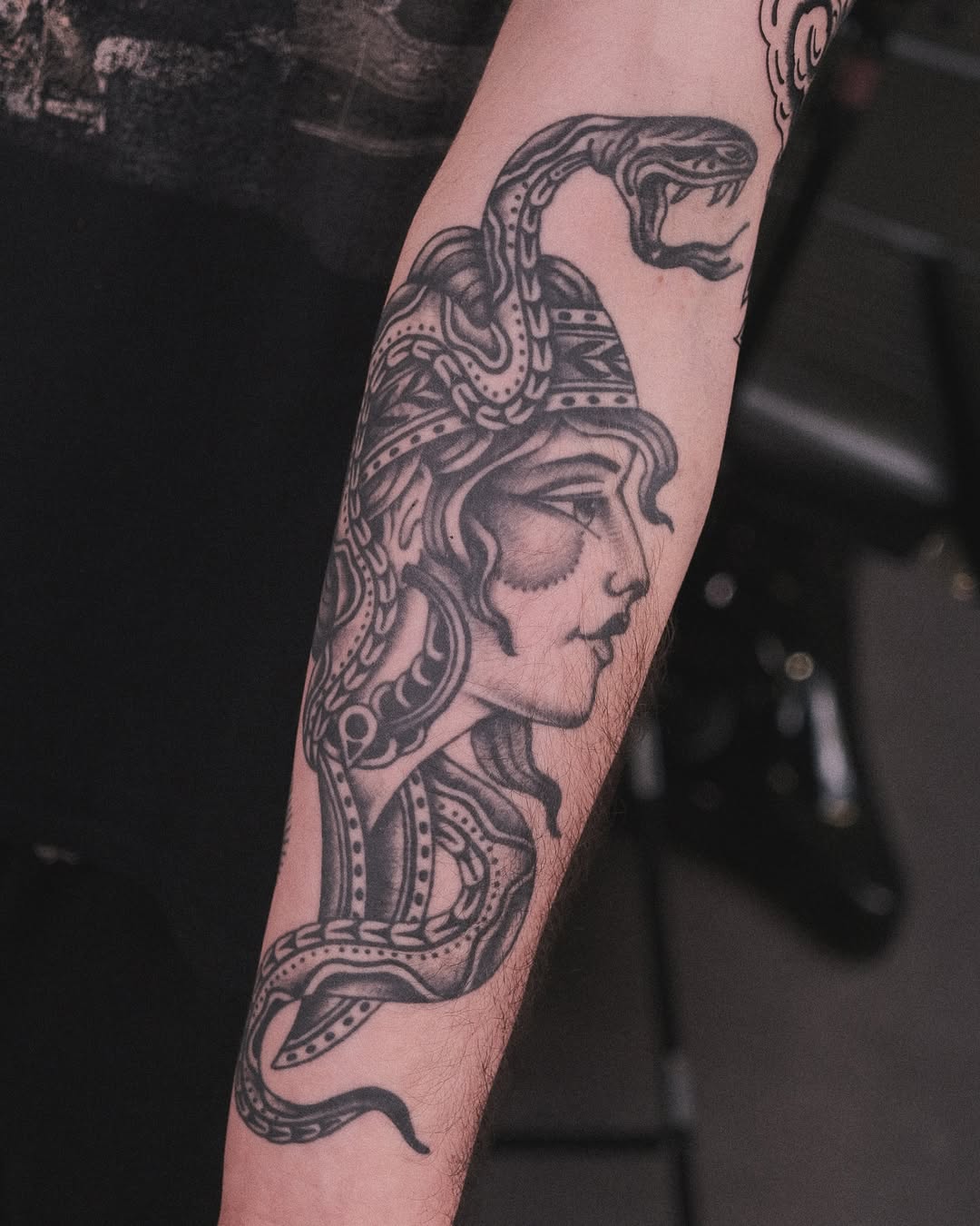 28 Traditional Tattoo Sleeve Ideas: Bold American, Black and Grey, Neo & Japanese Designs for Every Style