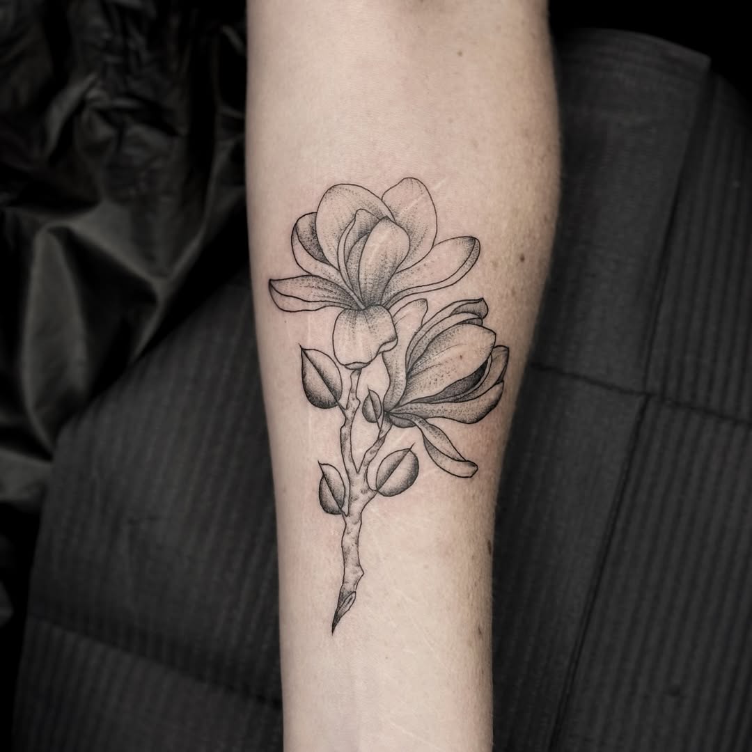 31 Magnolia Tattoo Ideas: Elegant Florals With Personality