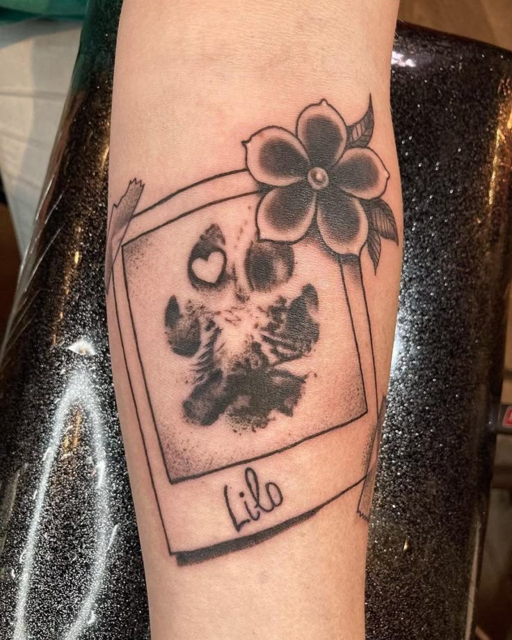 28 Paw Print Tattoo Ideas for Dog & Cat Lovers Memorial, Floral, Watercolor, Fine Line