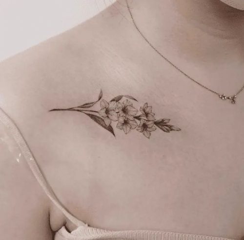 Embracing August: 17 Tattoo Ideas to Celebrate Summer’s Peak