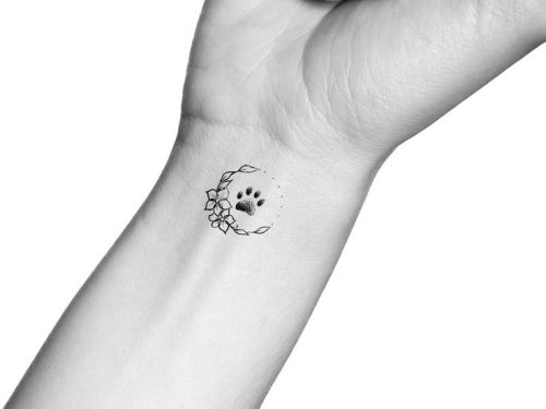 18 Minimalist Dog Tattoo Ideas