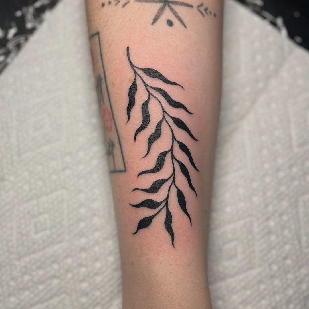 25 Vine Tattoo Designs for Women and Men Sleeve, Arm, Shoulder, Traditional, Wrap Around Ideas