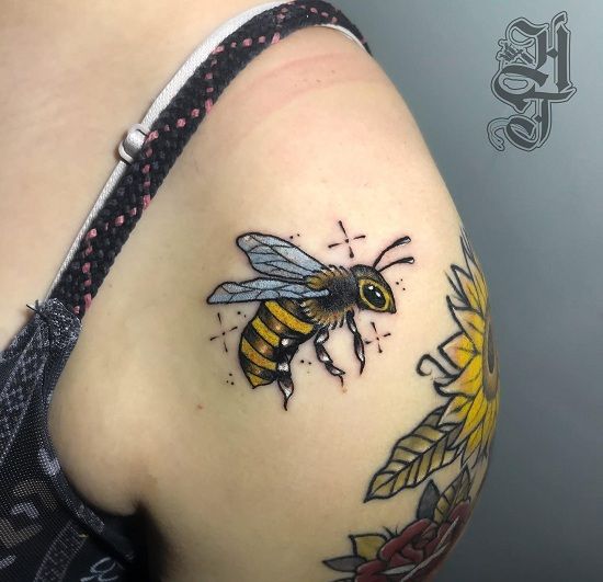 27 Bee Tattoo Ideas for Women & Men: Meaningful Designs from Minimalist & Geometric Styles