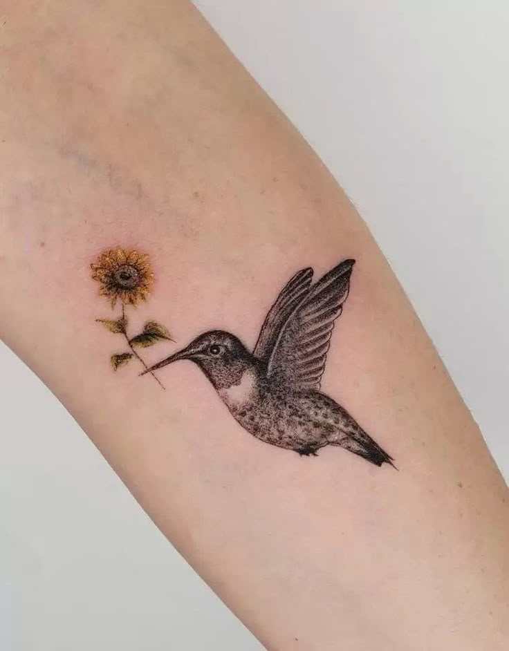 27 Stunning Hummingbird Tattoo Ideas for : Realistic, Minimalist, Geometric & Colorful Designs