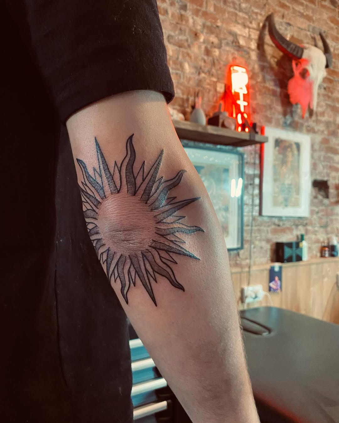 30 Elbow Tattoo Ideas: Designs That Move With You in